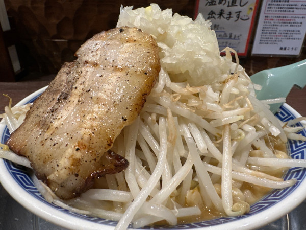 「角ふじラーメン　中盛り」@麺屋こうじの写真