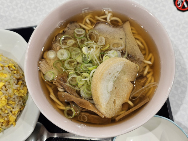 「【弘前店限定】あっさり　850円」@長尾中華そば シーナシーナ弘前店の写真