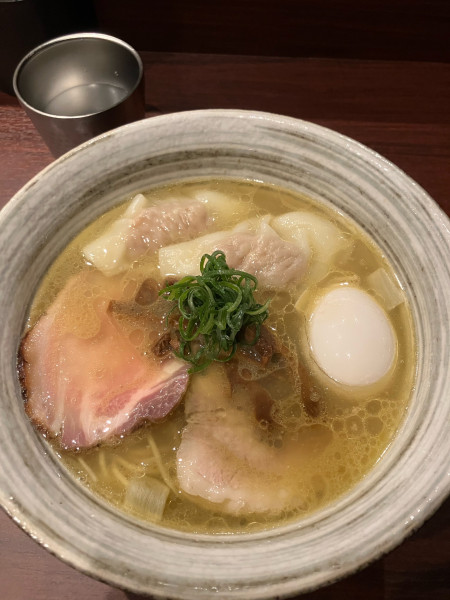 「ワンタン塩ラーメン」@らぁ麺 花筏の写真