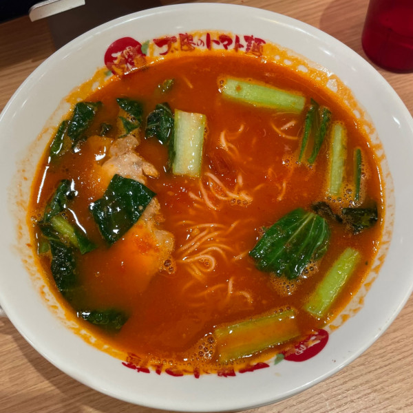 「太陽のラーメン 930円」@太陽のトマト麺 川崎アゼリア店の写真