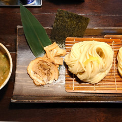 麺や すする 本店の画像