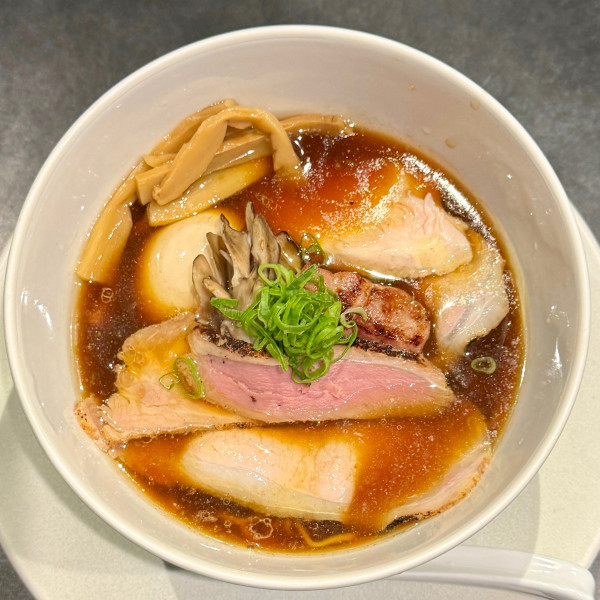 「特製醤油ラーメン」@Ramen 翡翠の写真