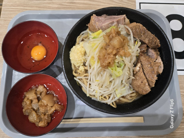 「小ブタ大」@ラーメン 中毒 東向島店の写真