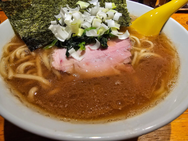 「ラーメン&ほうれん草」@ハウスラーメン ヌードルズの写真