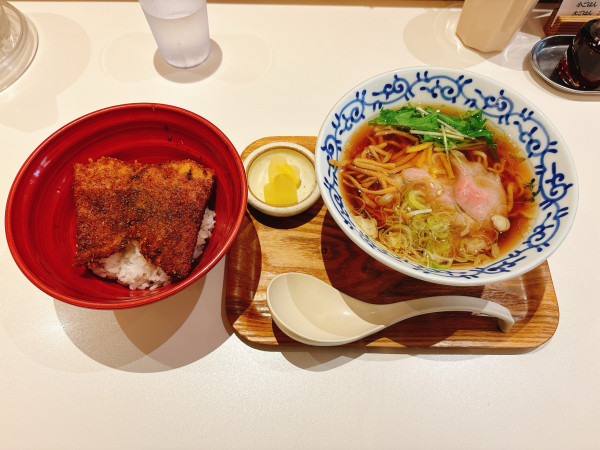 「柚子そば＋ソースカツ丼」@月や 本店の写真