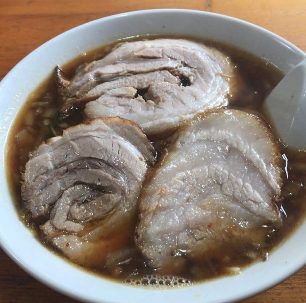 「しゃうゆらんしゅうめん　チャーシュー入り」@御食事処 やちよの写真