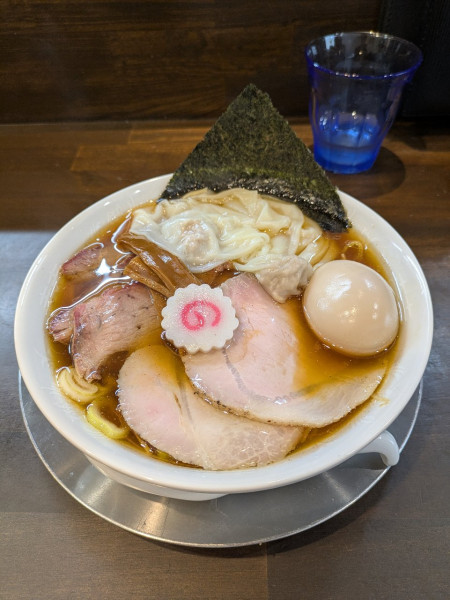 「特製東京醤油ラーメン」@自家製麺 うるちの写真