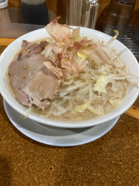 「ラーメン・大盛・ニンニクなし（１０１０円）」@ラーメン・つけ麺 神起の写真