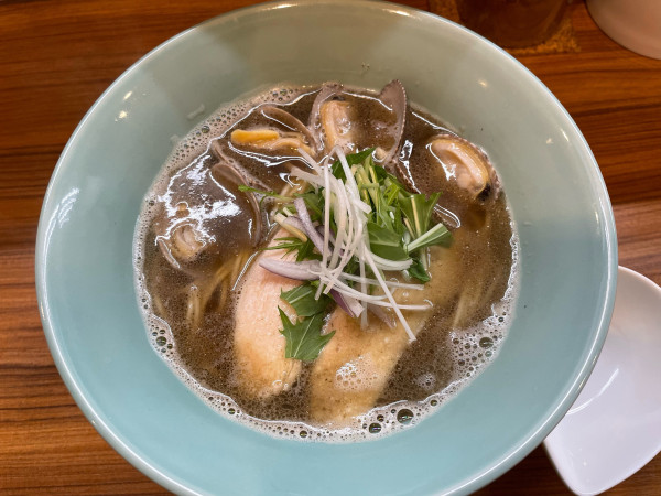 「貝出汁そば(鶏胸肉+あさり)¥1,020」@中華そば つの井の写真