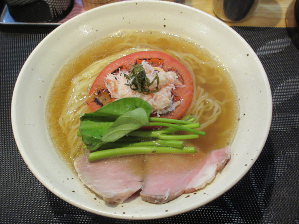 「淡麗蟹そば（900円）」@Ramen&Bistro Crab Clubの写真