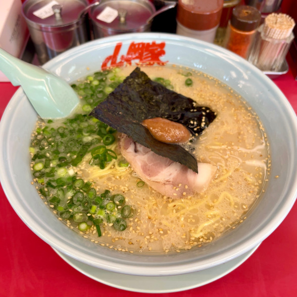 「朝ラーメン〝大盛〟」@ラーメン山岡家 太田店の写真