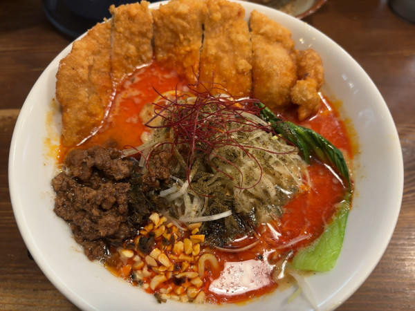 「パイコー担々麺1300円」@四川担々麺 赤い鯨の写真
