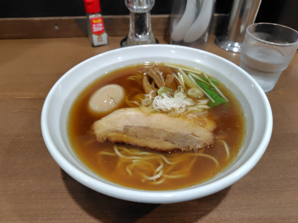 「しょうゆ味玉らーめん¥1030」@らーめん 水澄の写真