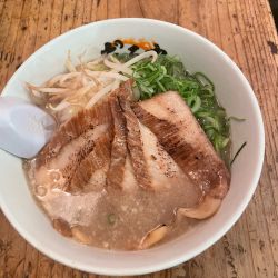 炙りトロ肉チャーシューメン