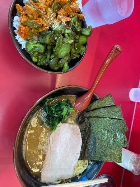 「並ラーメン 900」@横浜ラーメン 相馬家の写真