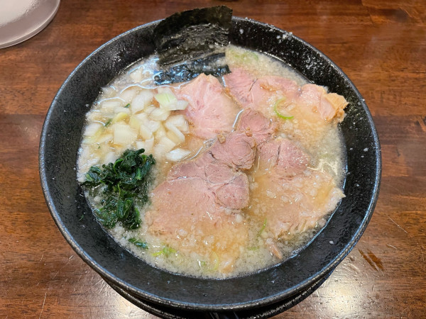 「チャーシュー麺（醤油）」@拉麺・呑み喰い処 伊八の写真