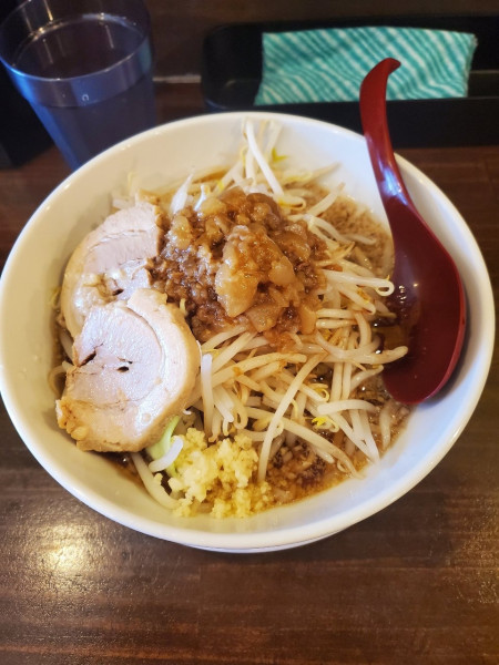 「二郎系ら@1000」@豚ラーメン 一歩前への写真