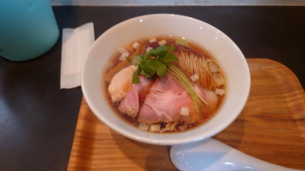 「丸鶏醤油」@麺屋 花枇の写真