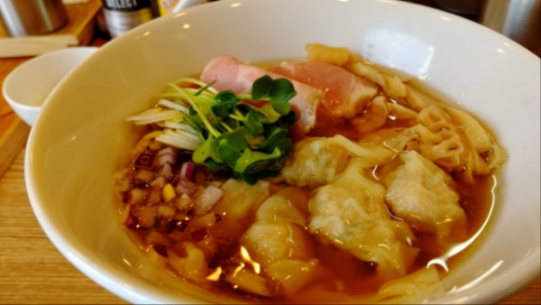 「ワンタン麺」@昭和らぁ麺の写真