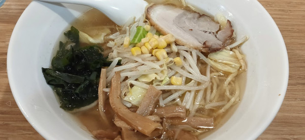 「塩ラーメン」@らーめんともや 藤岡西店の写真