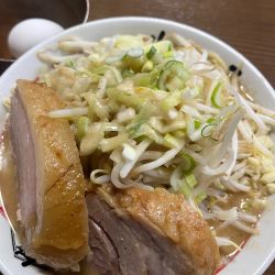 ラーメン➕豚一枚追加➕節券➕温玉