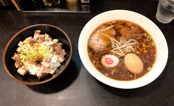 「ラーメンミニチャーシュー丼セット＋味玉」@らーめんメルシーの写真