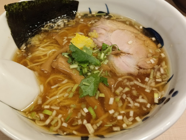 「らーめん¥950＋和風ぎょうざ¥450」@与ろゐ屋の写真