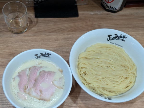 「限定豆乳つけ麺」@麺屋 丈六の写真