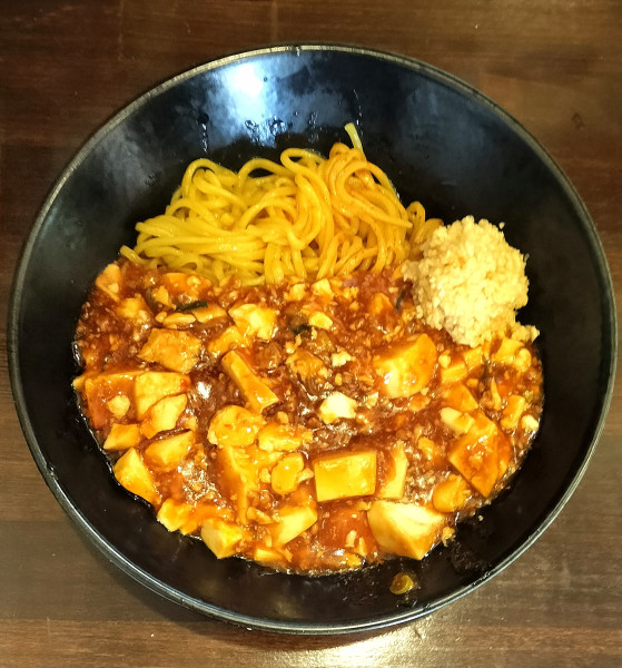 「麻婆らーめん990円＋にんにく100円」@台湾担々らーめん 鳴子飯店の写真