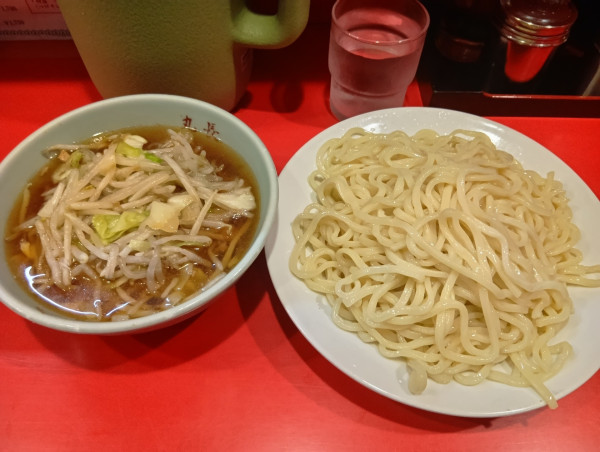 「やさいつけそば　中盛」@丸長 目白店の写真