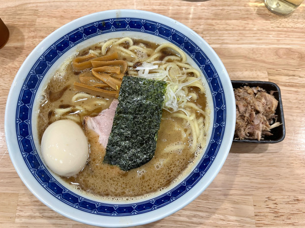 「ラーメン味玉はしっこチャーシュー」@中華そばの店 みのひの写真