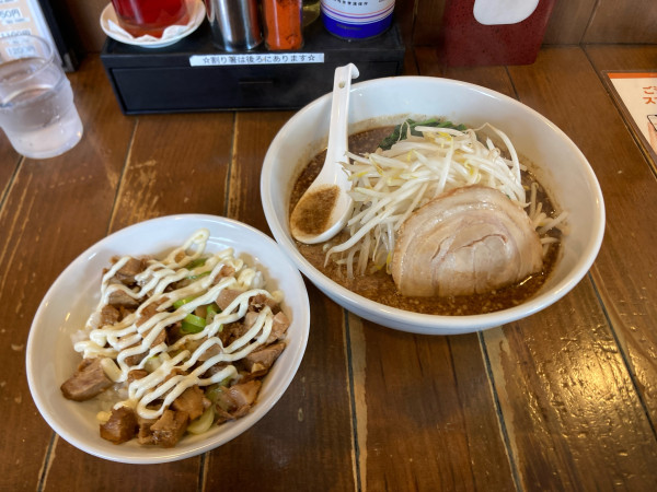 「ぶしラーメンtoチャーマヨ丼」@麺屋 空の写真