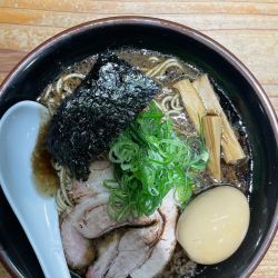 濃厚ブラック+味玉