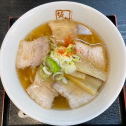 喜多方ラーメン 870円