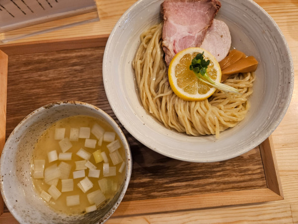 「昆布水つけ麺」@MENYA OKIBIの写真