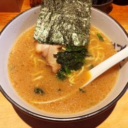 ラーメン　860円