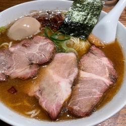 特製うめやそば中盛り、半ごはん、生ビール