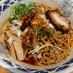 九州らーめん亀王 京橋店の写真