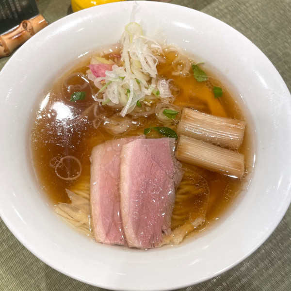 「鴨らーめん 1,080円」@らーめん 鴨to葱 イイトルミネ新宿店の写真