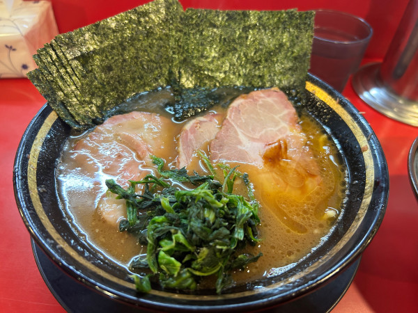 「チャーシューメン　のり　カタコイオオ」@家系ラーメン 熊田家の写真