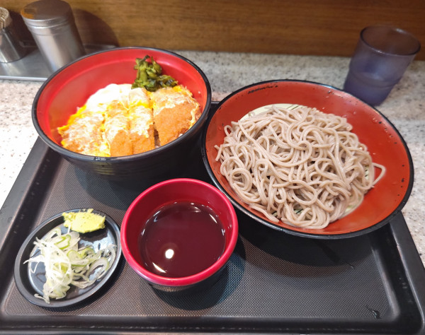 「もりそば（かつ丼セット）」@名代 富士そば 昭和通り店の写真