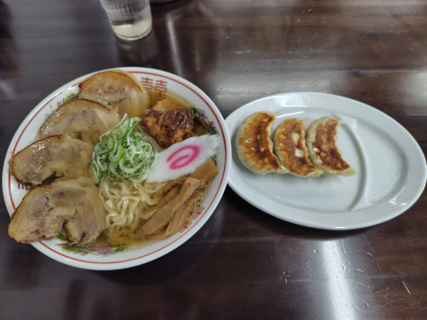 「チャーシューメン&焼餃子」@佐野ラーメン 日太の写真