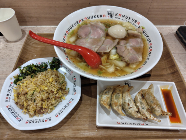 「小チャーシュー煮玉子ラーメン&半炒飯・餃子ｾｯﾄ」@どうとんぼり神座 アリオ鷲宮店の写真