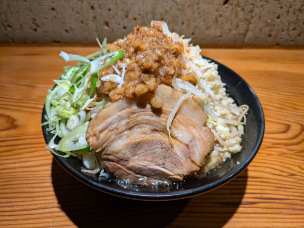 「ラーメン小(全まし)」@Wez Noodlesの写真