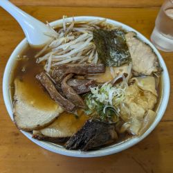 チャーシューワンタンメン　1000円