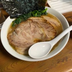 チャーシューめん(しょうゆ)