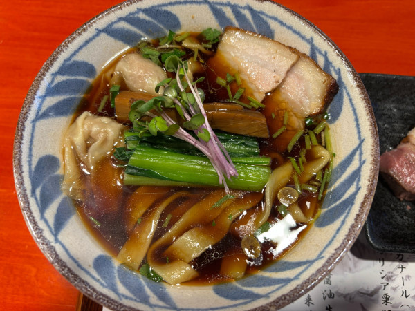 「特製中華そば(醤油)」@中華そば 鴨福の写真