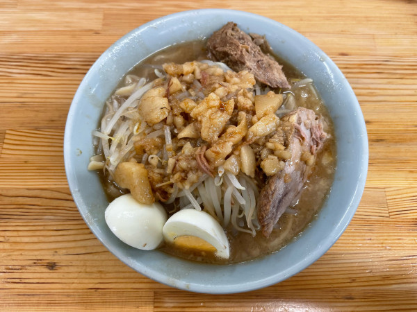 「ラーメン300g(¥1,000)ゆでたまご(¥100)」@ラーメン工藤の写真