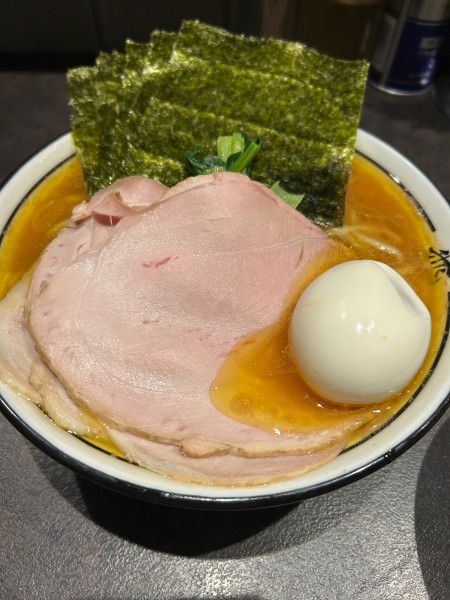 「特製らーめん(中)＋肉玉丼」@らーめん飛粋の写真