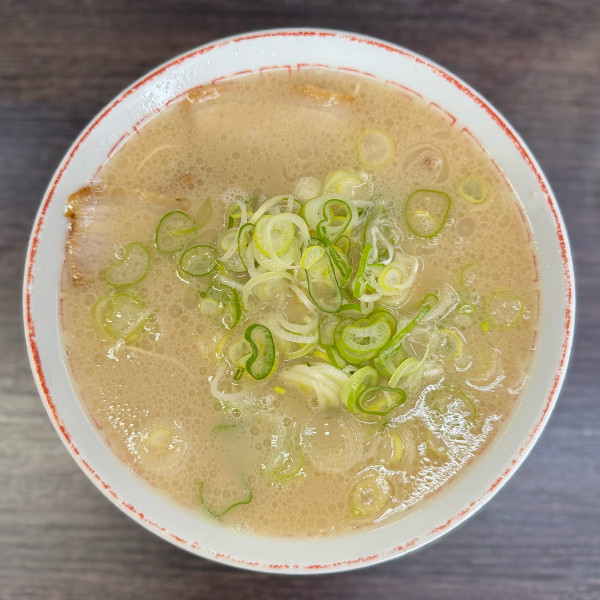 「ラーメン（680円）」@長浜一番の写真